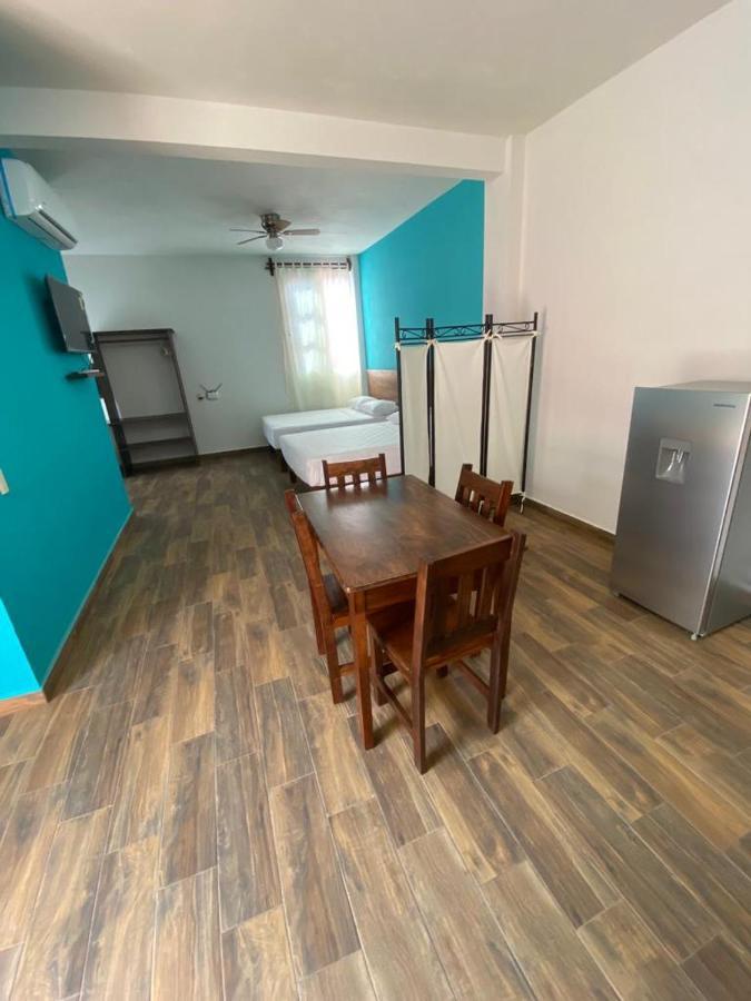 بويرتو إسكونديدو Casa Suites Minizoo المظهر الخارجي الصورة